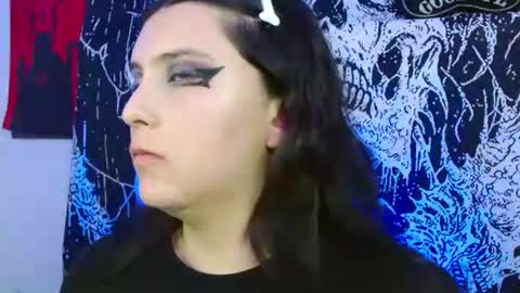 Snapshot of mikaskullcs chatting on October 8, 4:54 am Mika online show from October 8, 4:54 am