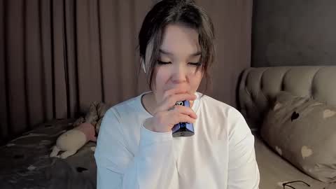 mikasssu online show from January 22, 1:00 pm