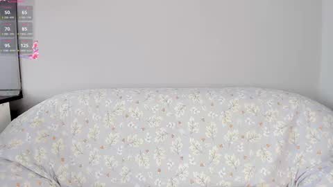 mikasssu online show from September 22, 11:45 am