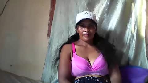 Snapshot of mikaya271700 chatting on March 22, 3:43 am mikaya271700 online show from March 22, 3:43 am