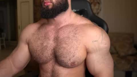 Snapshot of mike0xx chatting on October 25, 9:50 am mike0xx online show from October 25, 9:50 am