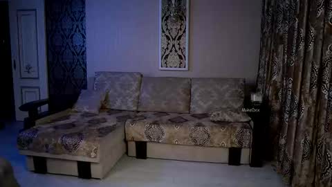 Snapshot of mike0xx chatting on December 3, 4:42 am mike0xx online show from December 3, 4:42 am