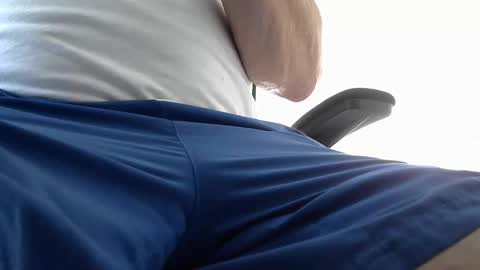 mike26051 online show from May 28, 10:23 am
