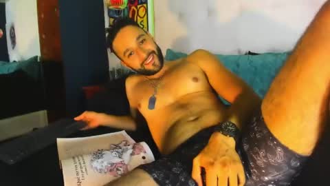 Snapshot of mike333_ chatting on June 4, 3:56 am --- Mike --- online show from June 4, 3:56 am