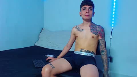 Mike IMDEPENDIENT MODEL online show from December 22, 1:55 pm