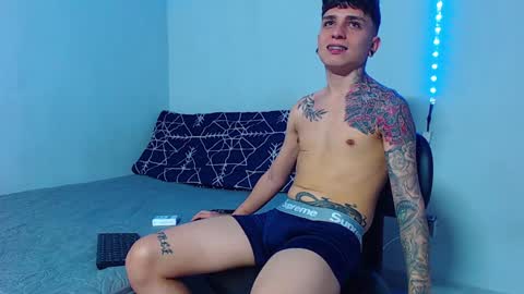 Mike IMDEPENDIENT MODEL online show from December 31, 2:25 pm
