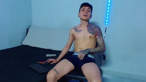 Mike IMDEPENDIENT MODEL online show from February 2, 2:02 pm