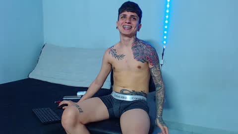 Mike IMDEPENDIENT MODEL online show from February 5, 2:29 am