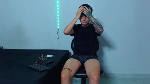 Mike IMDEPENDIENT MODEL online show from October 10, 1:48 am