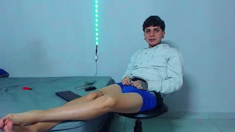 Mike IMDEPENDIENT MODEL online show from October 25, 4:46 pm