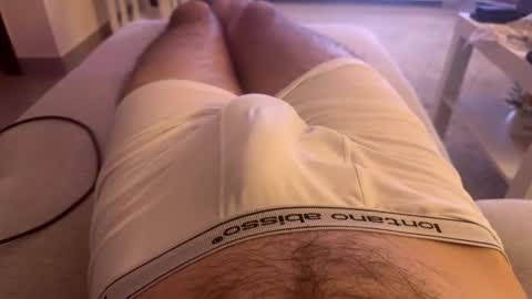 Snapshot of mike860947 chatting on December 14, 9:30 pm mike860947 online show from December 14, 9:30 pm