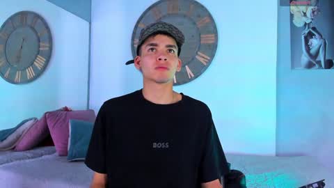 Mike 0233 online show from January 17, 3:34 am