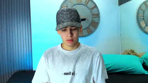 Mike 0233 online show from February 15, 4:36 am