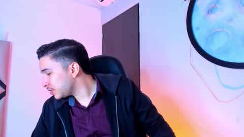 Snapshot of mike_256 chatting on November 13, 11:53 am Mike online show from November 13, 11:53 am