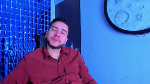 Mike  online show from March 14, 11:48 am