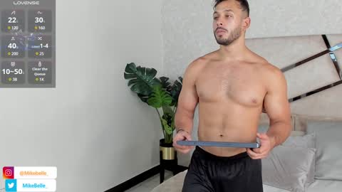 Mike Belle online show from December 25, 9:43 pm