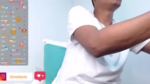 Snapshot of mike_black_22 chatting on October 15, 4:51 pm Mike online show from October 15, 4:51 pm