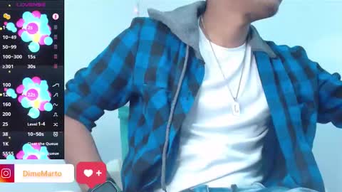 Snapshot of mike_black_22 chatting on March 8, 5:28 pm Mike online show from March 8, 5:28 pm