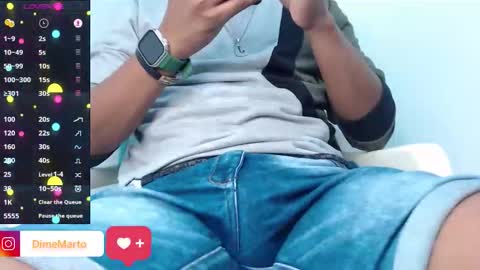 Snapshot of mike_black_22 chatting on March 17, 4:43 pm Mike online show from March 17, 4:43 pm