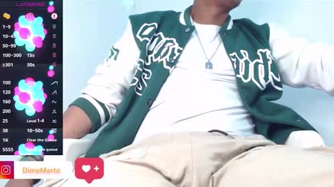 Snapshot of mike_black_22 chatting on March 19, 11:31 pm Mike online show from March 19, 11:31 pm