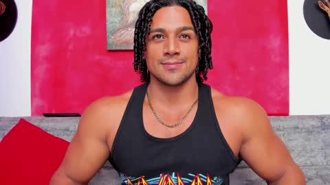   online show from December 20, 8:28 am