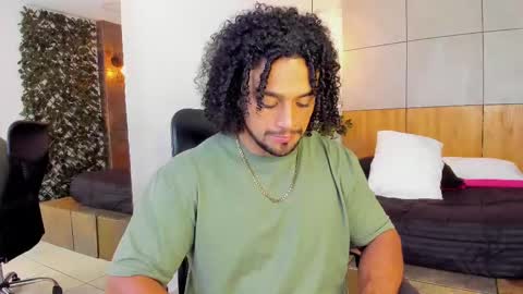   online show from March 4, 7:19 am