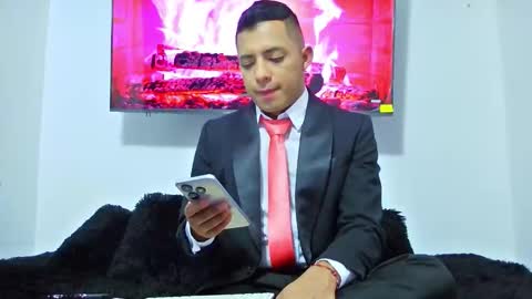 mike_fetiche online show from November 28, 11:35 am