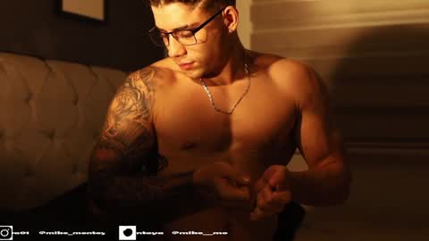 Mike Montoya online show from December 16, 3:54 pm