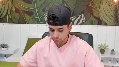 Mike Montoya online show from November 13, 3:33 pm