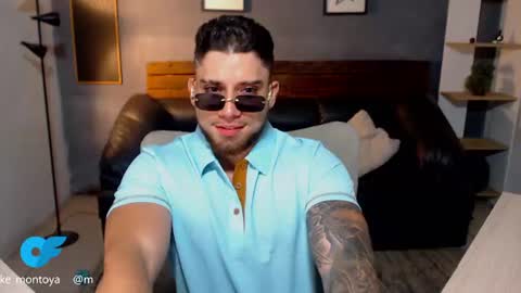 Snapshot of mike_montoya chatting on July 24, 3:59 am Mike Montoya online show from July 24, 3:59 am