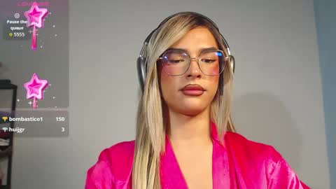 Snapshot of mike_nour chatting on January 13, 1:05 pm IM MIKE online show from January 13, 1:05 pm