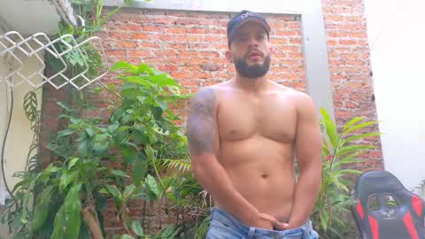 Snapshot of mike_savage3 chatting on November 29, 12:41 pm Mike online show from November 29, 12:41 pm