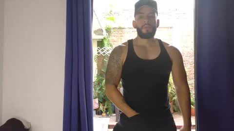 Snapshot of mike_savage3 chatting on November 30, 12:31 pm Mike online show from November 30, 12:31 pm