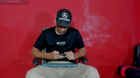 mike_shelby21 online show from June 7, 7:23 am