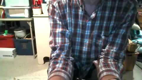 Snapshot of mikeb3200 chatting on October 20, 10:43 pm mikeb3200 online show from October 20, 10:43 pm