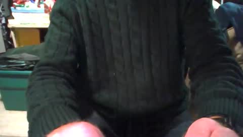 Snapshot of mikeb3200 chatting on February 1, 5:50 am mikeb3200 online show from February 1, 5:50 am