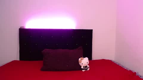 ZARA BLARE online show from February 17, 11:09 pm