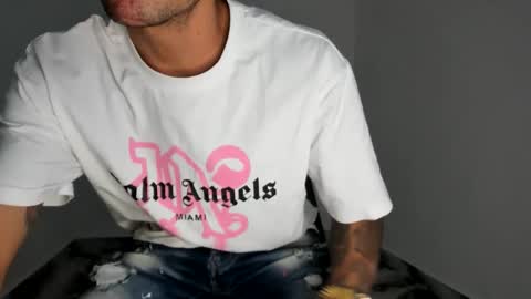 Snapshot of mikee_scooth chatting on March 23, 10:25 pm mikee_scooth online show from March 23, 10:25 pm