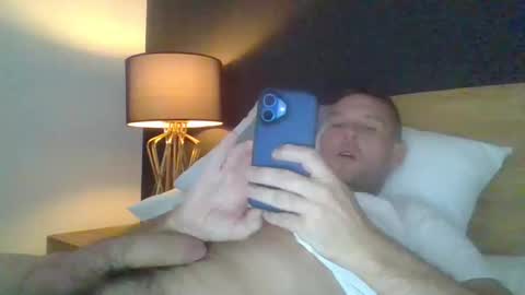 Snapshot of mikejackson7 chatting on March 6, 7:03 am MJ online show from March 6, 7:03 am