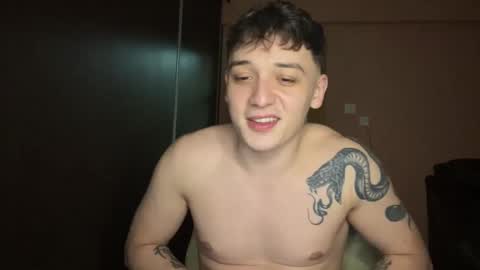 Snapshot of mikelaur chatting on February 24, 6:26 pm MikeLaur online show from February 24, 6:26 pm