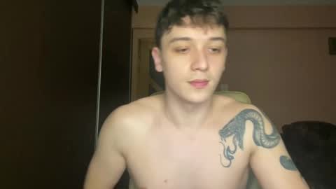 Snapshot of mikelaur chatting on March 12, 8:10 pm MikeLaur online show from March 12, 8:10 pm