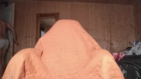 Snapshot of mikelaur chatting on September 10, 6:41 pm MikeLaur online show from September 10, 6:41 pm