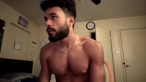 Snapshot of mikemikemikey9996 chatting on October 23, 1:05 am mikemikemikey9996 online show from October 23, 1:05 am