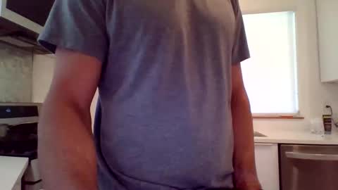 Snapshot of mikeps23 chatting on June 9, 11:27 pm mikeps23 online show from June 9, 11:27 pm