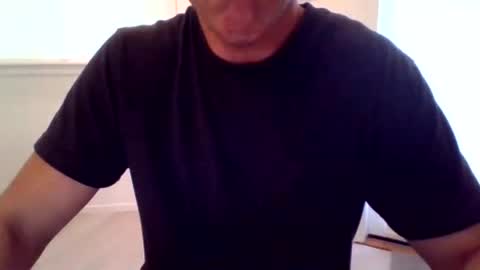 Snapshot of mikeps23 chatting on June 14, 12:30 am mikeps23 online show from June 14, 12:30 am