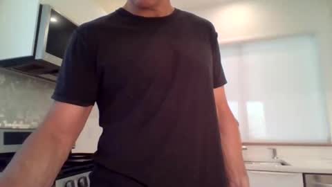Snapshot of mikeps23 chatting on June 16, 5:26 pm mikeps23 online show from June 16, 5:26 pm