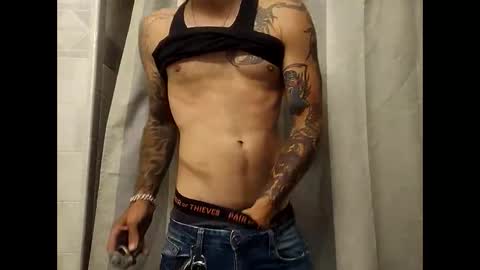 mikesbigcock4u online show from May 30, 6:21 am