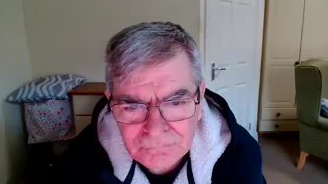 mikespait online show from February 13, 2:02 pm