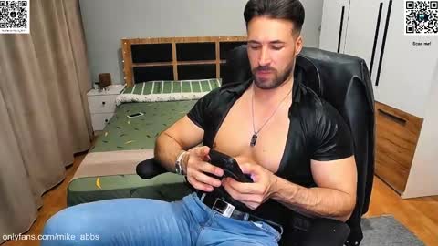 Mike    online show from February 7, 10:24 pm