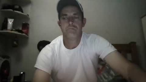 Snapshot of mikeundies chatting on June 2, 11:51 pm mikeundies online show from June 2, 11:51 pm